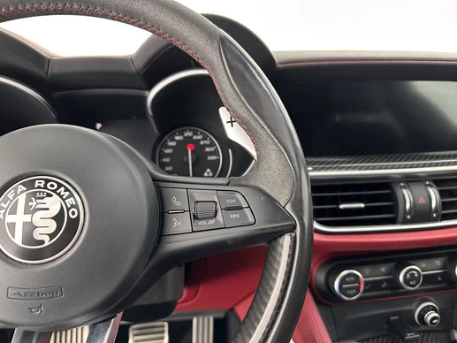 Alfa Romeo Stelvio - Afbeelding 18 van 30