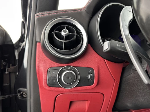 Alfa Romeo Stelvio - Afbeelding 21 van 30