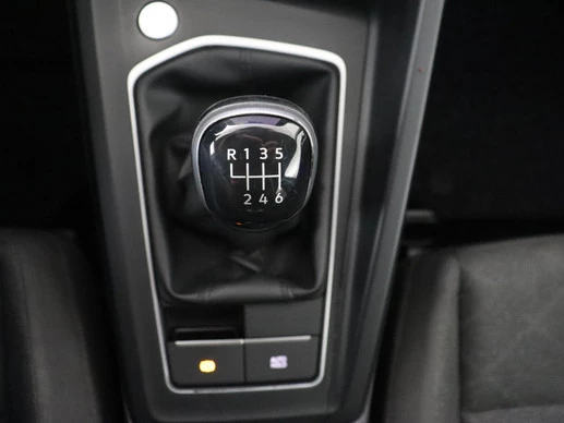 Volkswagen Golf - Afbeelding 13 van 30