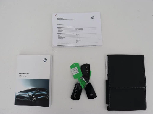 Volkswagen Golf - Afbeelding 21 van 30