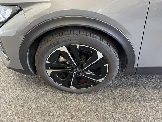Peugeot 408 - Afbeelding 12 van 30