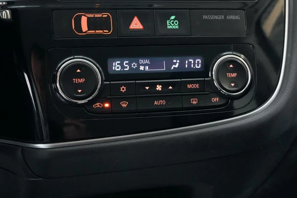 Mitsubishi Outlander - Afbeelding 13 van 21