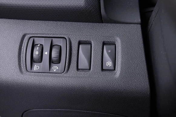 Renault Clio - Afbeelding 10 van 28