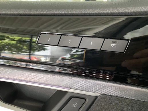 Volkswagen Touareg - Afbeelding 14 van 30