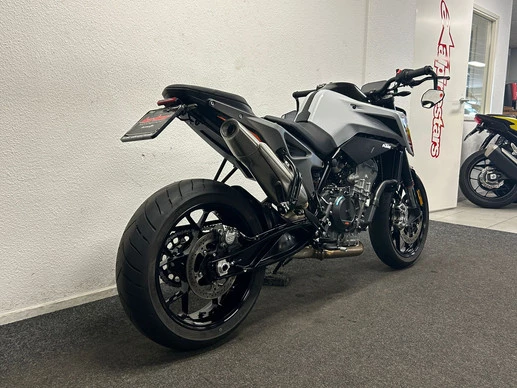 KTM 790 Duke - Afbeelding 10 van 21