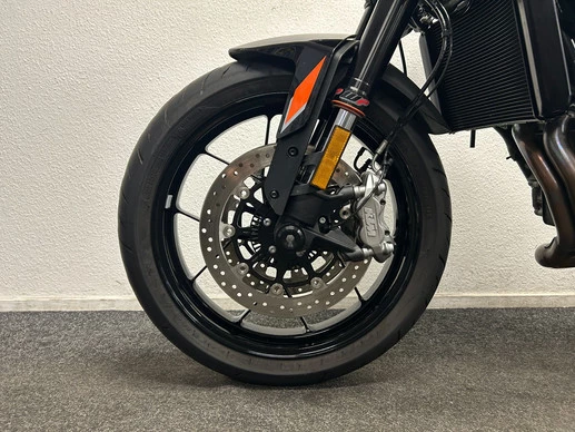 KTM 790 Duke - Afbeelding 15 van 21