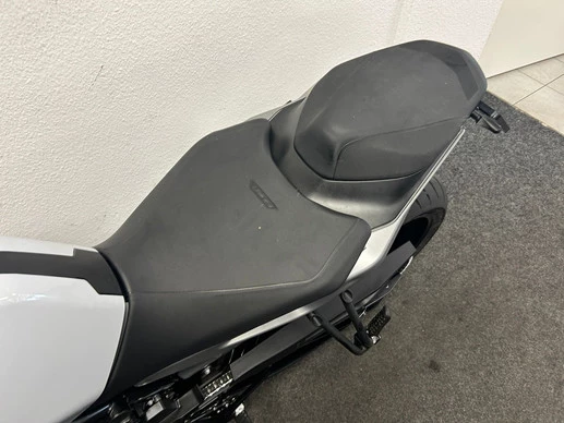 KTM 790 Duke - Afbeelding 19 van 21