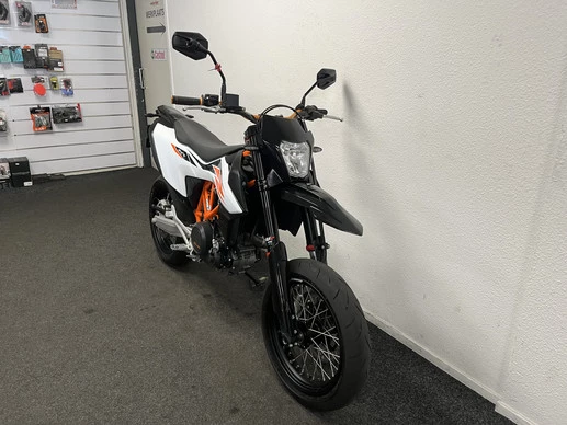 KTM 690 - Afbeelding 9 van 20