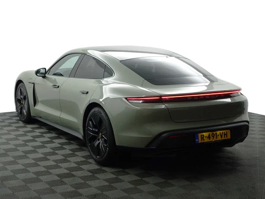 Porsche Taycan - Afbeelding 5 van 30
