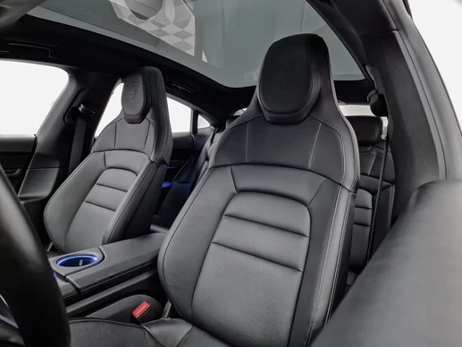 Porsche Taycan - Afbeelding 29 van 30