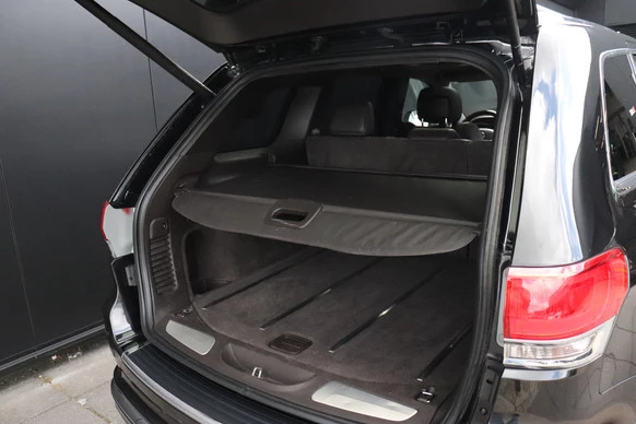 Jeep Grand Cherokee - Afbeelding 18 van 30