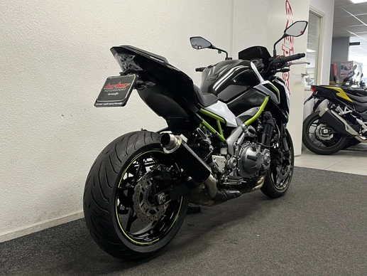 Kawasaki Z900 - Afbeelding 11 van 22