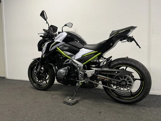 Kawasaki Z900 - Afbeelding 15 van 22