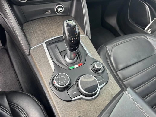 Alfa Romeo Stelvio - Afbeelding 23 van 30