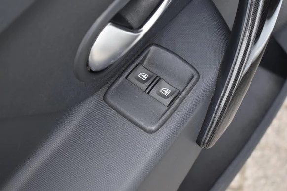 Dacia Logan - Afbeelding 13 van 30