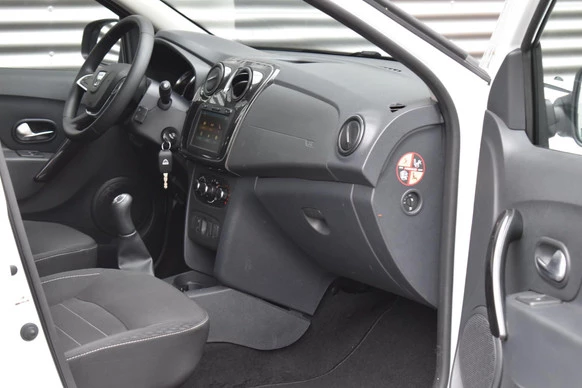 Dacia Logan - Afbeelding 21 van 30