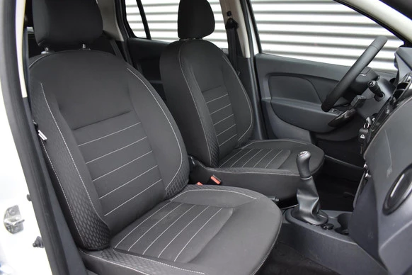 Dacia Logan - Afbeelding 22 van 30