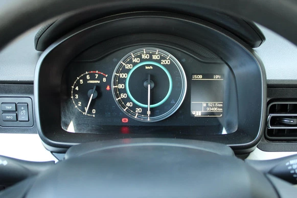 Suzuki Ignis - Afbeelding 16 van 30