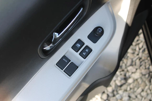 Suzuki Ignis - Afbeelding 17 van 30