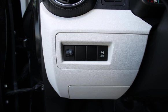 Suzuki Ignis - Afbeelding 19 van 30