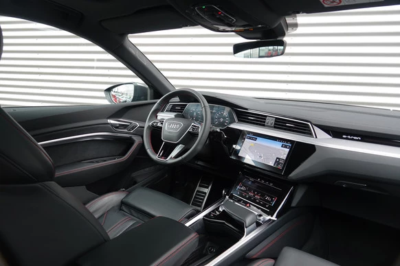 Audi Q8 Sportback e-tron - Afbeelding 17 van 30