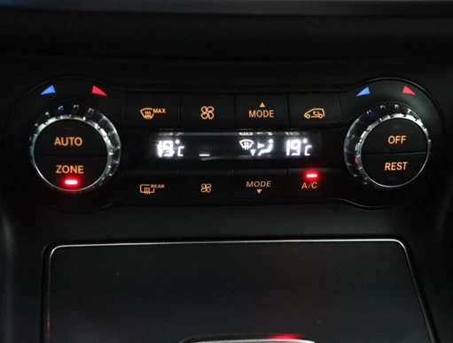 Mercedes-Benz GLA - Afbeelding 25 van 30