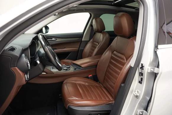 Alfa Romeo Stelvio - Afbeelding 11 van 30