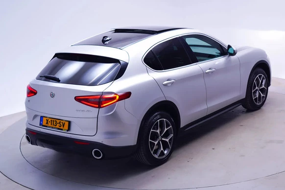 Alfa Romeo Stelvio - Afbeelding 18 van 30
