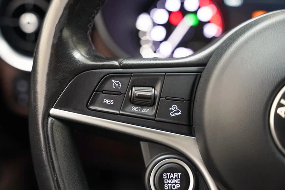 Alfa Romeo Stelvio - Afbeelding 20 van 30