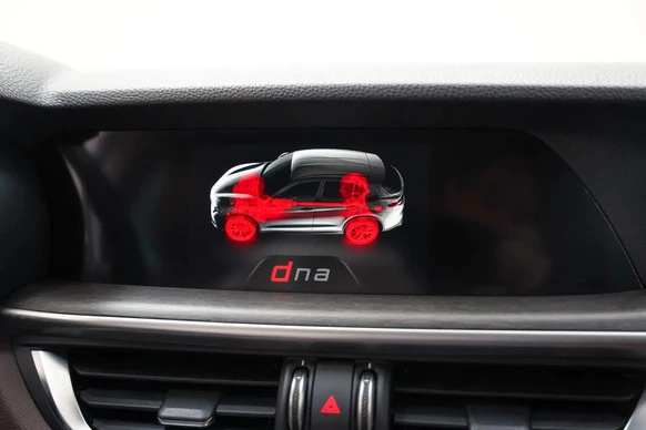 Alfa Romeo Stelvio - Afbeelding 26 van 30