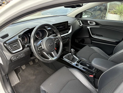 Kia XCeed - Afbeelding 8 van 16
