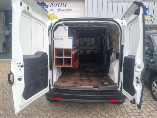 Opel Combo - Afbeelding 8 van 17