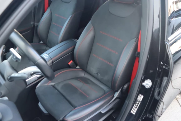 Mercedes-Benz GLB - Afbeelding 8 van 30