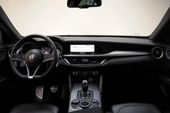 Alfa Romeo Stelvio - Afbeelding 5 van 30
