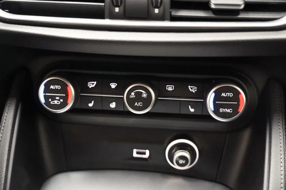 Alfa Romeo Stelvio - Afbeelding 10 van 30