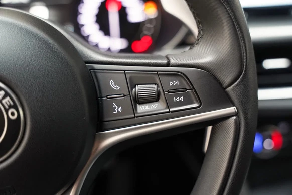 Alfa Romeo Stelvio - Afbeelding 21 van 30