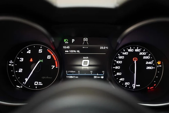 Alfa Romeo Stelvio - Afbeelding 25 van 30