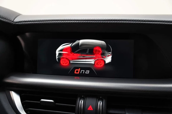 Alfa Romeo Stelvio - Afbeelding 27 van 30