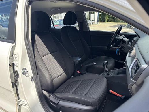 Kia Rio - Afbeelding 7 van 30