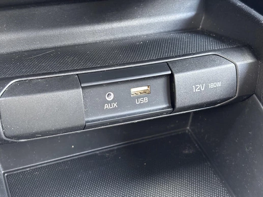 Kia Rio - Afbeelding 14 van 30