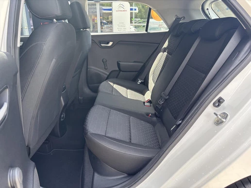 Kia Rio - Afbeelding 26 van 30