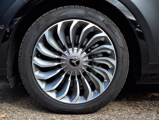 Voyah Free - Afbeelding 9 van 30