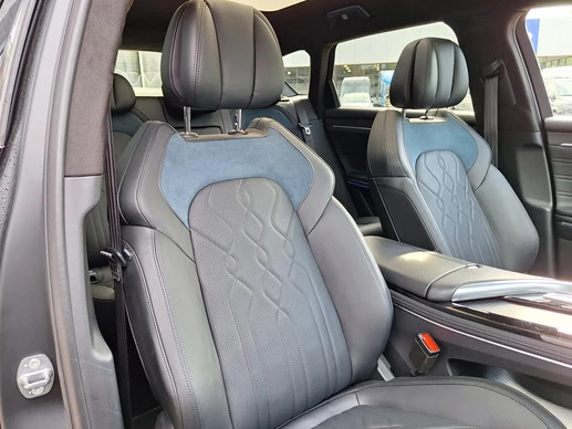 Voyah Free - Afbeelding 13 van 30