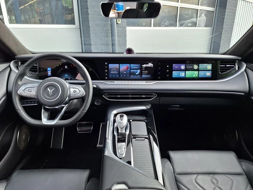 Voyah Free - Afbeelding 14 van 30