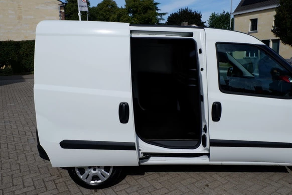 Fiat Doblò - Afbeelding 10 van 24