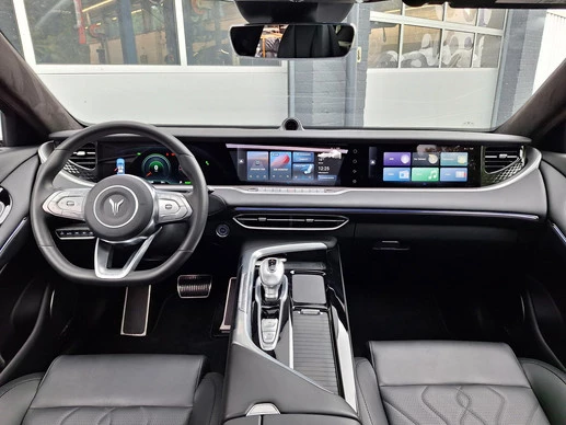 Voyah Free - Afbeelding 14 van 30