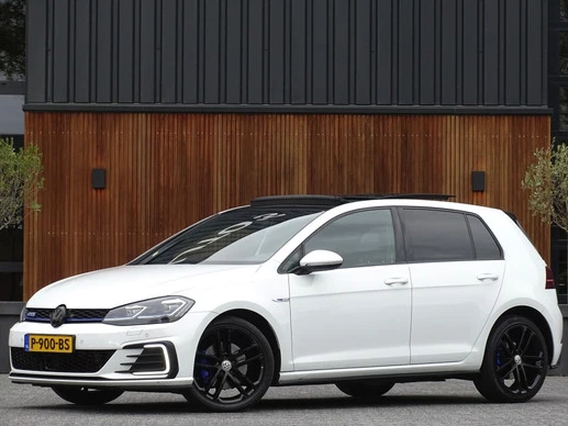 Volkswagen Golf - Afbeelding 1 van 30