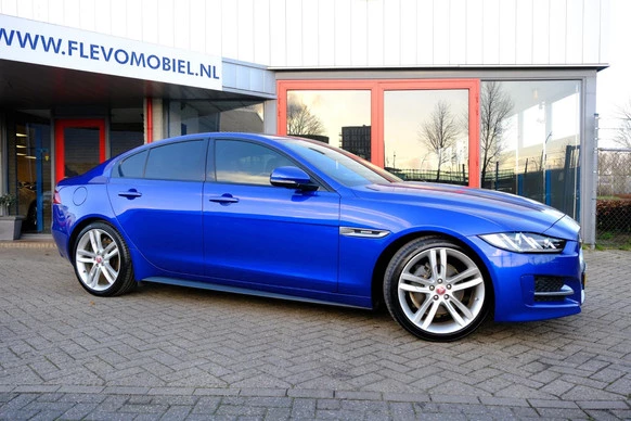 Jaguar XE - Afbeelding 4 van 30