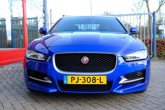 Jaguar XE - Afbeelding 7 van 30