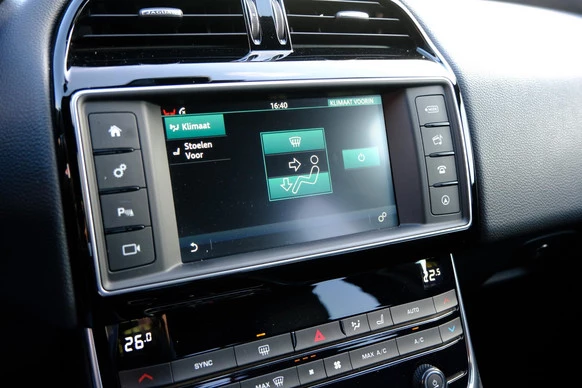 Jaguar XE - Afbeelding 17 van 30